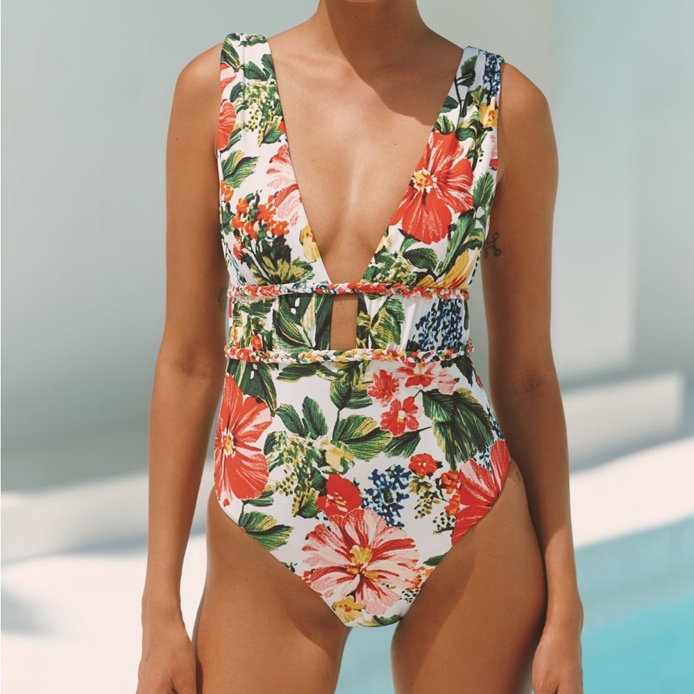 Celandine Plunge Ruched One Piece Swimsuit Size S NWOT Lined Bouquet Floral